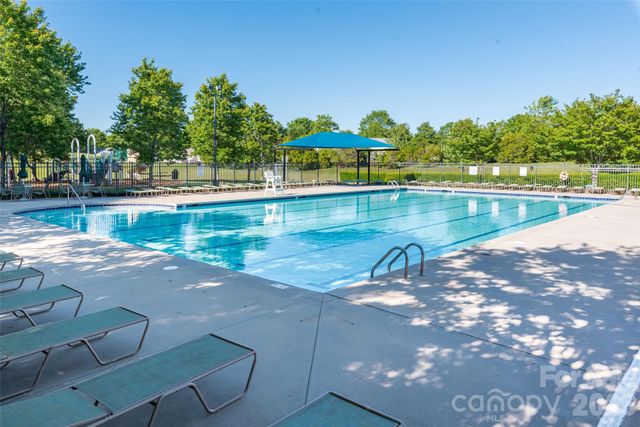 11916 Creek Turn Drive 382, Charlotte, NC 28278