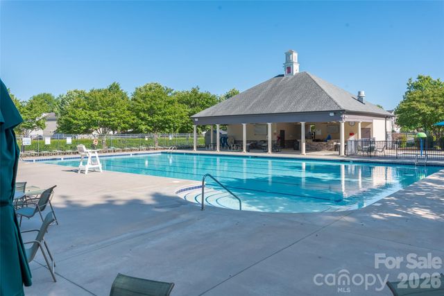 11916 Creek Turn Drive 382, Charlotte, NC 28278
