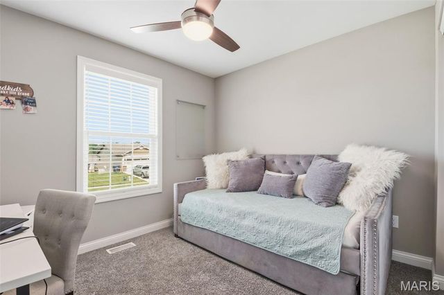 428 Honeysuckle Creek Drive, Wentzville, MO 63385