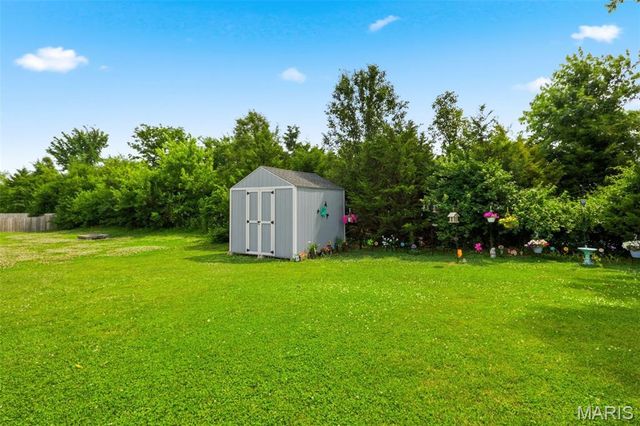 428 Honeysuckle Creek Drive, Wentzville, MO 63385