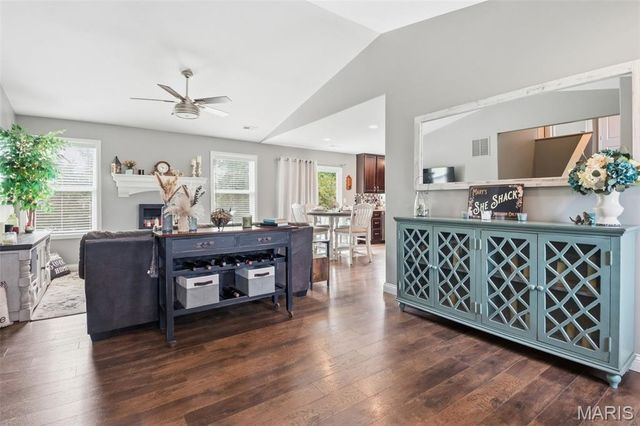 428 Honeysuckle Creek Drive, Wentzville, MO 63385