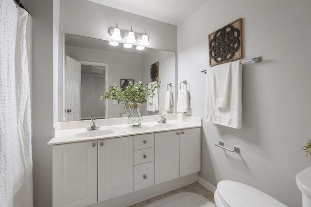 3430 Regency Park Dr, Murfreesboro, TN 37129