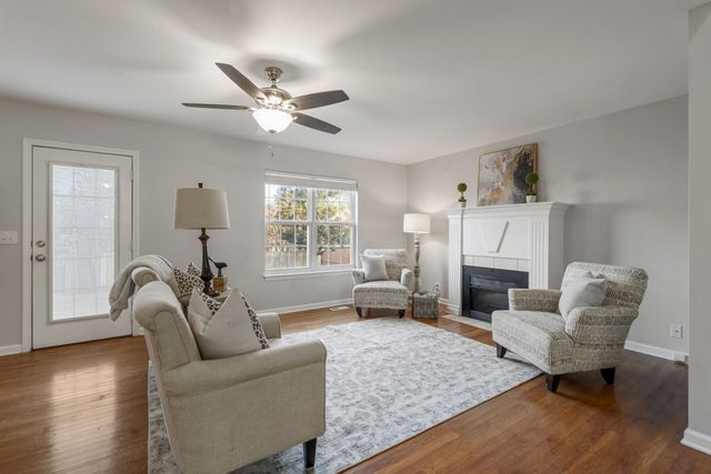 3430 Regency Park Dr, Murfreesboro, TN 37129