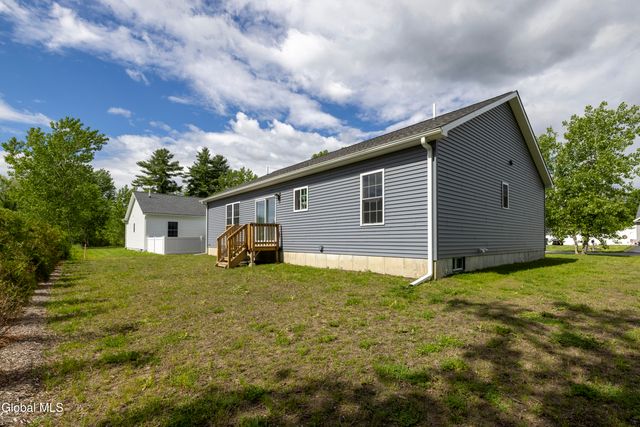 4 Alexander Way, Hudson Falls, NY 12839