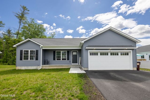 4 Alexander Way, Hudson Falls, NY 12839