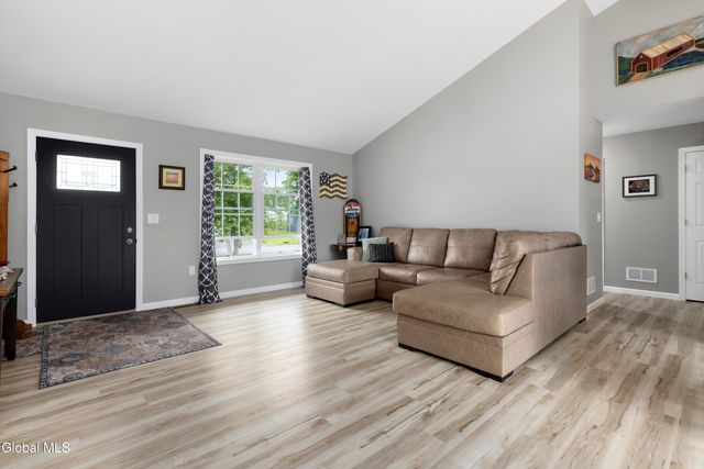 4 Alexander Way, Hudson Falls, NY 12839