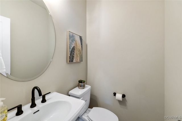 8207 Excaliber Pl, North Chesterfield, VA 23237