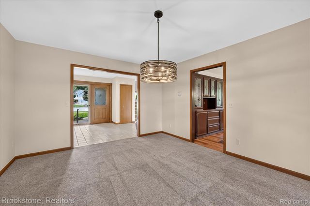 11390 Silverlake Court, Shelby Charter Township, MI 48317