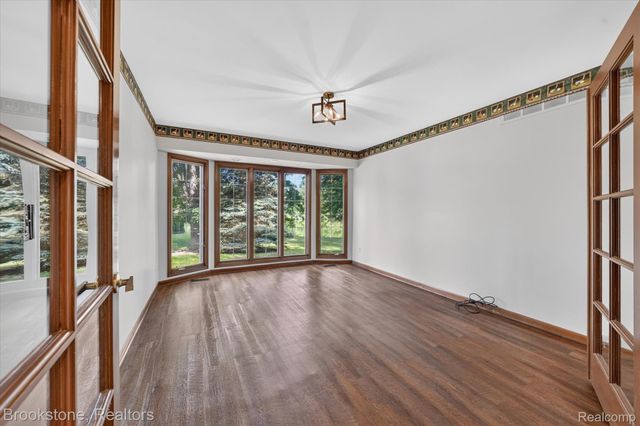 11390 Silverlake Court, Shelby Charter Township, MI 48317