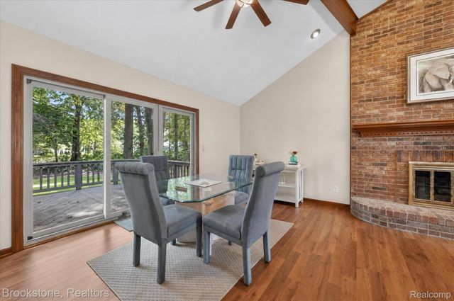 11390 Silverlake Court, Shelby Charter Township, MI 48317