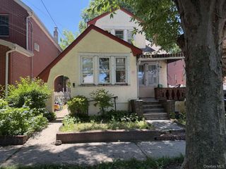 160-16 78th Avenue, Fresh Meadows, NY 11366