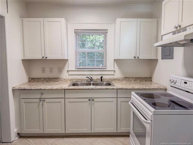 1603 McMillan Avenue, Lumberton, NC 28358