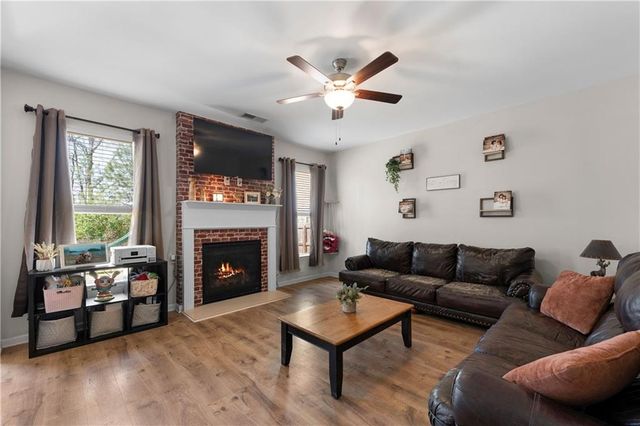 16 Colt Court, Adairsville, GA 30103