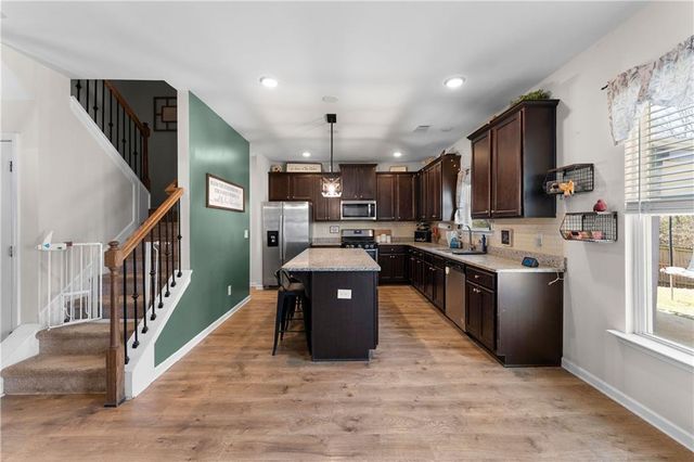16 Colt Court, Adairsville, GA 30103