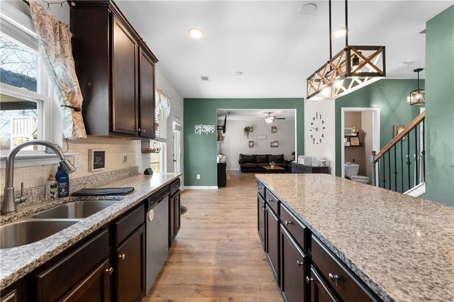 16 Colt Court, Adairsville, GA 30103