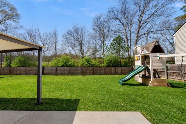 16 Colt Court, Adairsville, GA 30103