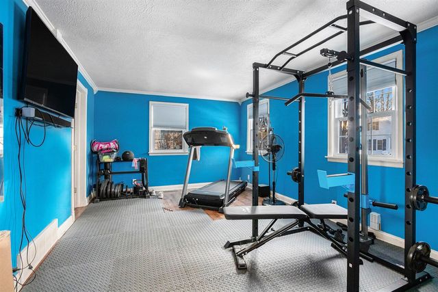 211 S St Joseph Avenue, Niles, MI 49120