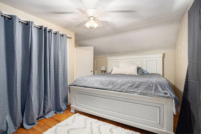 211 S St Joseph Avenue, Niles, MI 49120