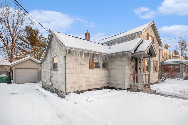 211 S St Joseph Avenue, Niles, MI 49120