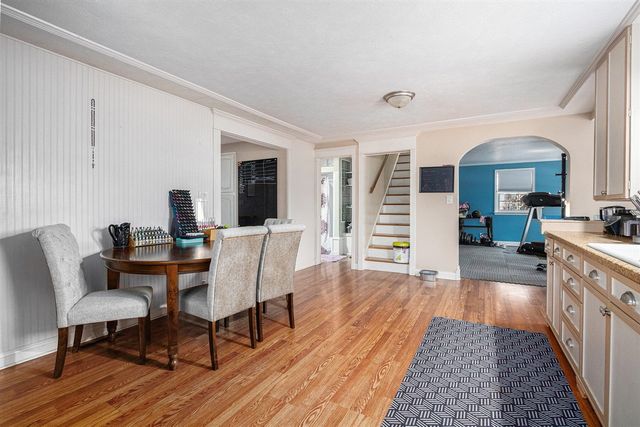 211 S St Joseph Avenue, Niles, MI 49120