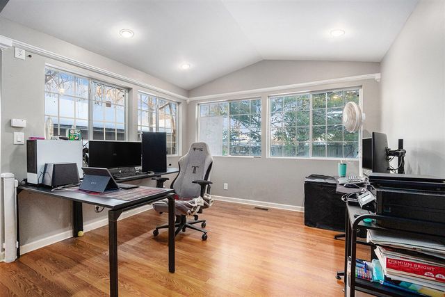 211 S St Joseph Avenue, Niles, MI 49120