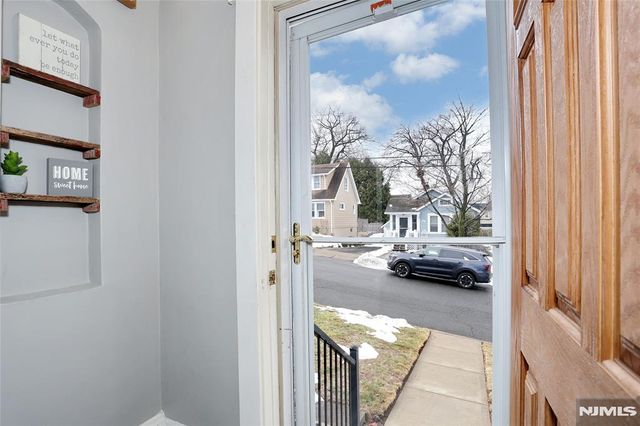 47 Franklin Avenue, Hasbrouck Heights, NJ 07604