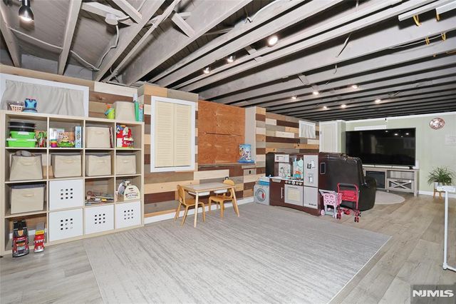 47 Franklin Avenue, Hasbrouck Heights, NJ 07604