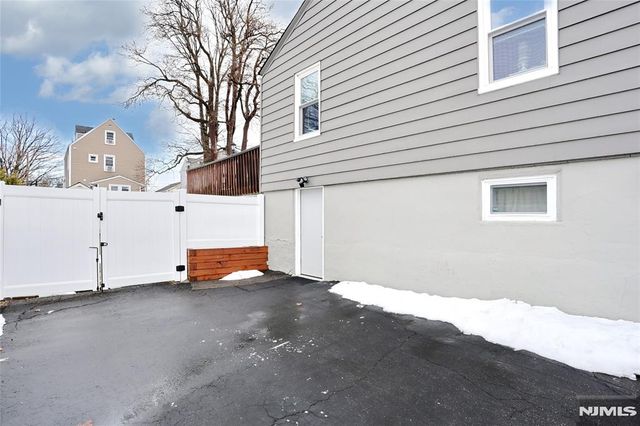 47 Franklin Avenue, Hasbrouck Heights, NJ 07604