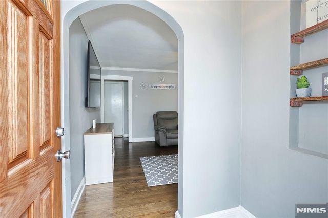 47 Franklin Avenue, Hasbrouck Heights, NJ 07604