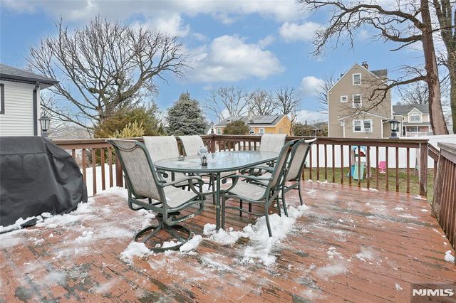 47 Franklin Avenue, Hasbrouck Heights, NJ 07604