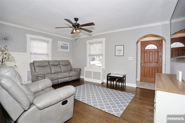 47 Franklin Avenue, Hasbrouck Heights, NJ 07604