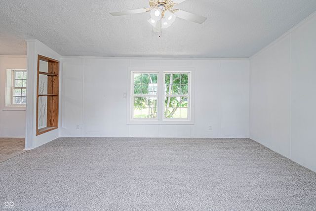 292 Bubble Loo Road, Cloverdale, IN 46120