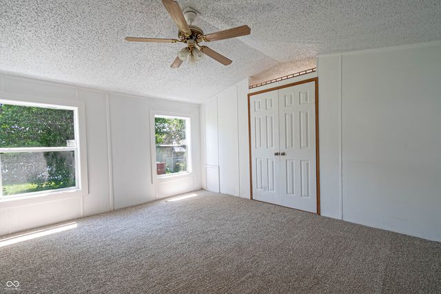 292 Bubble Loo Road, Cloverdale, IN 46120