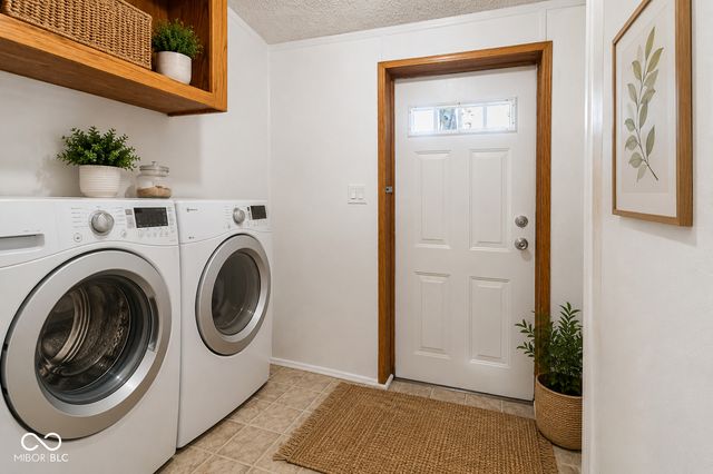 292 Bubble Loo Road, Cloverdale, IN 46120