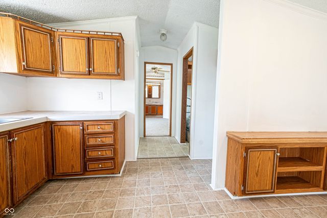 292 Bubble Loo Road, Cloverdale, IN 46120