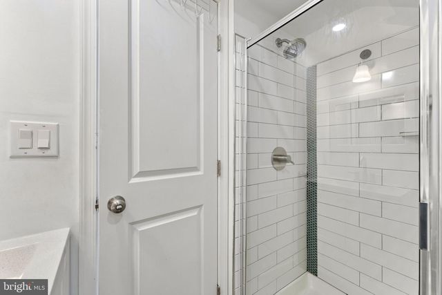 6906 KINGSTON DR, Temple Hills, MD 20748