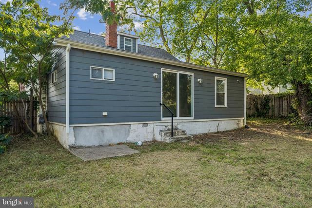 6906 KINGSTON DR, Temple Hills, MD 20748