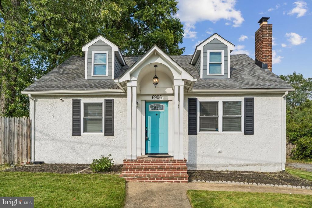 6906 KINGSTON DR, Temple Hills, MD 20748
