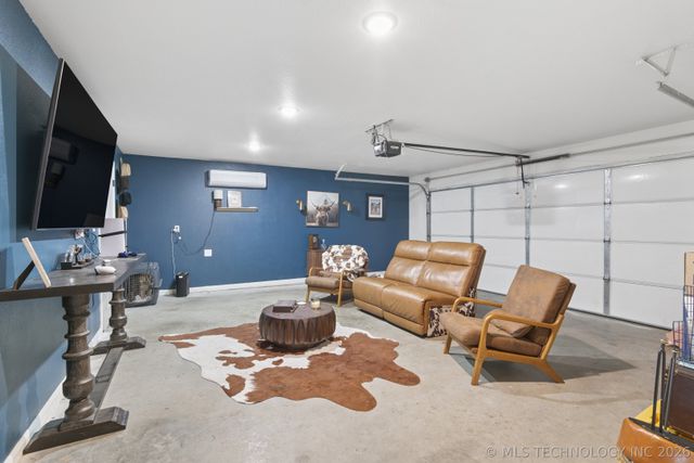 8460 Overlook Trail, Claremore, OK 74019