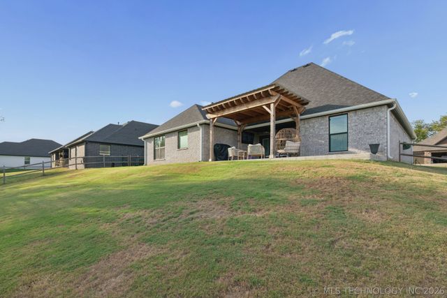 8460 Overlook Trail, Claremore, OK 74019