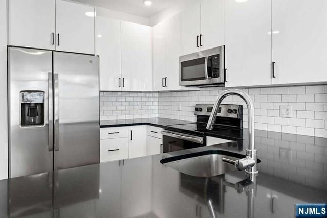 520 Cliff Street 215, Fairview, NJ 07022