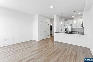 520 Cliff Street 215, Fairview, NJ 07022