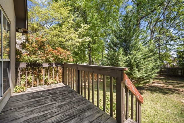 1602 Clifton Downs Court NW, Kennesaw, GA 30144