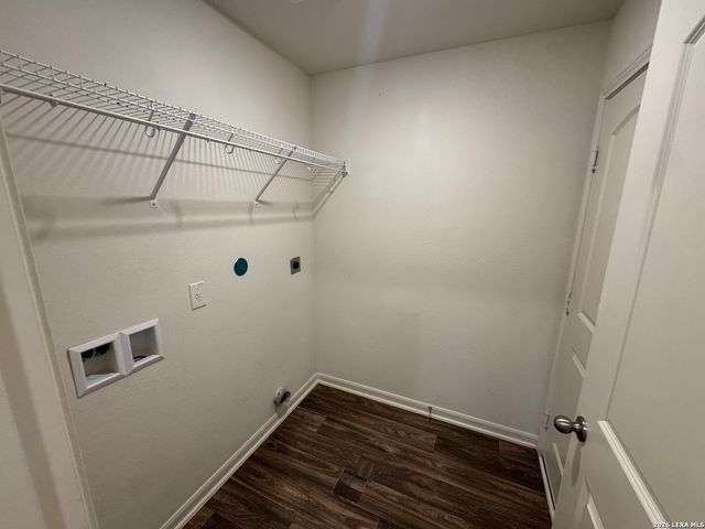 7335 Aaron Jordan Dr, San Antonio, TX 78252