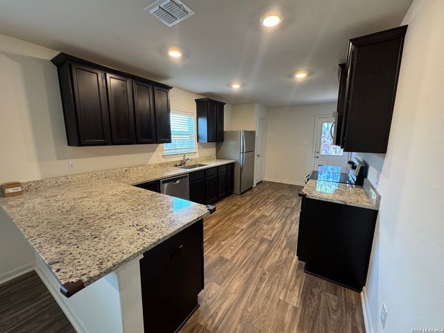 7335 Aaron Jordan Dr, San Antonio, TX 78252