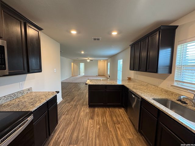 7335 Aaron Jordan Dr, San Antonio, TX 78252