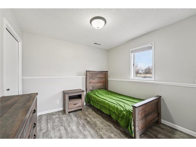 848 Mcdiarmid Drive, Hudson, WI 54016