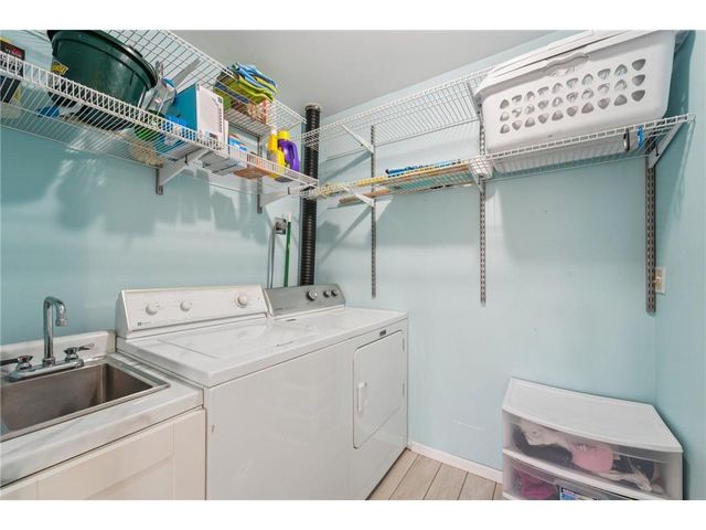 848 Mcdiarmid Drive, Hudson, WI 54016