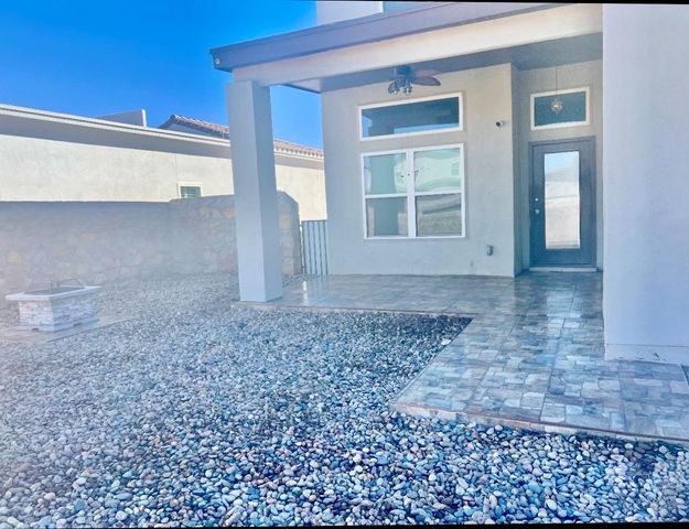 2233 Mike Price Drive, El Paso, TX 79938