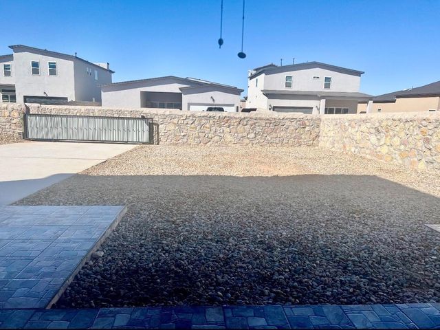 2233 Mike Price Drive, El Paso, TX 79938